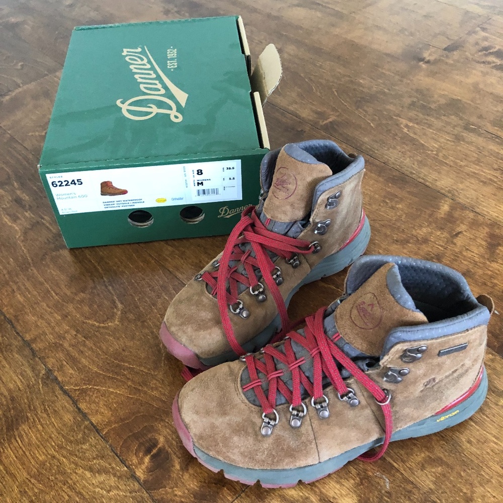 Danner Mountain 600 Hiking Boots